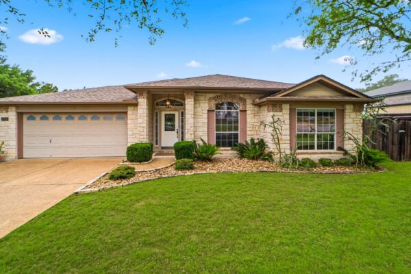 2602 Warren Cv, Lago Vista