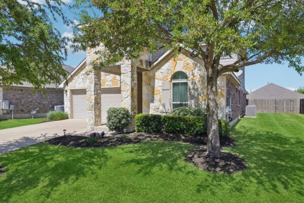 505 Buttermilk Ln, Leander