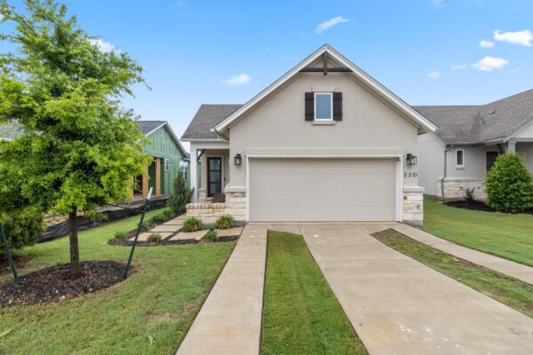 220 Monterey Oak Trl, Georgetown