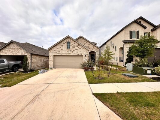 138 Blackwell Ln, Kyle