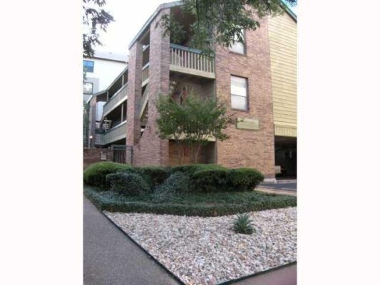 2210 Pearl St #304, Austin