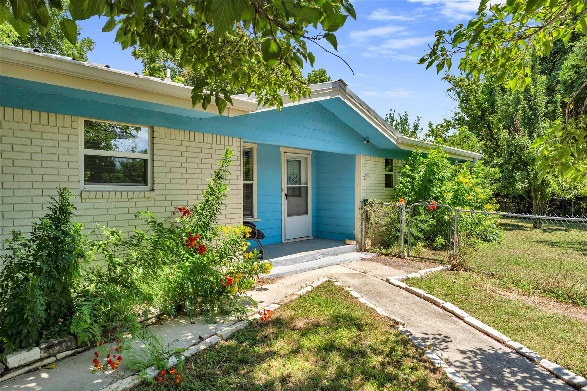 505 Chisum Trl, Burnet, TX 78611