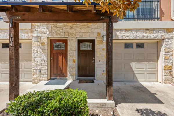 13420 Lyndhurst St #103, Austin