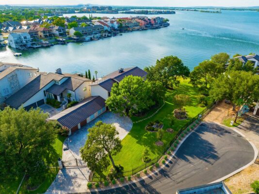 106 Bunny Run Ln, Horseshoe Bay