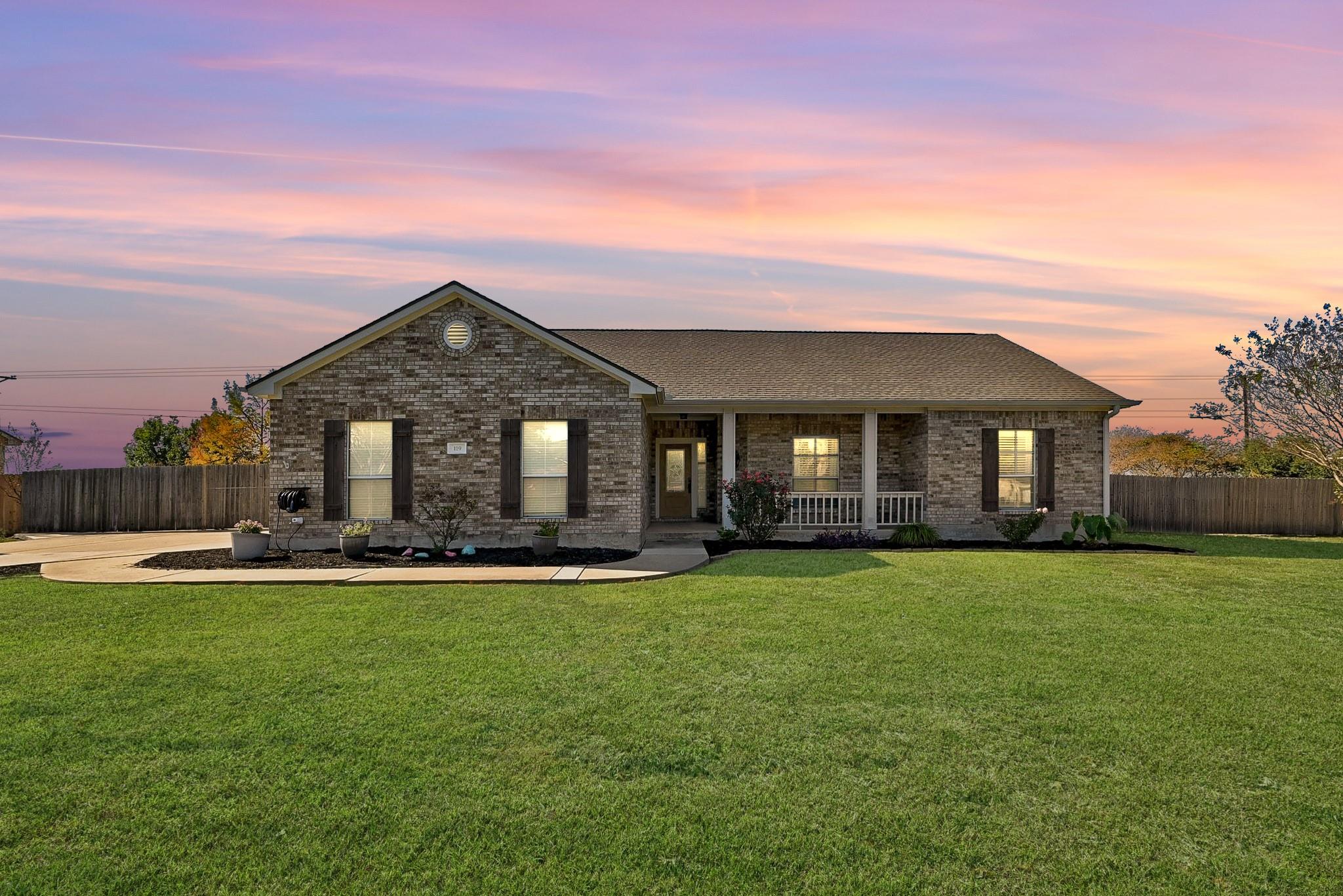 119 Brazos Dr, Hutto, TX 78634