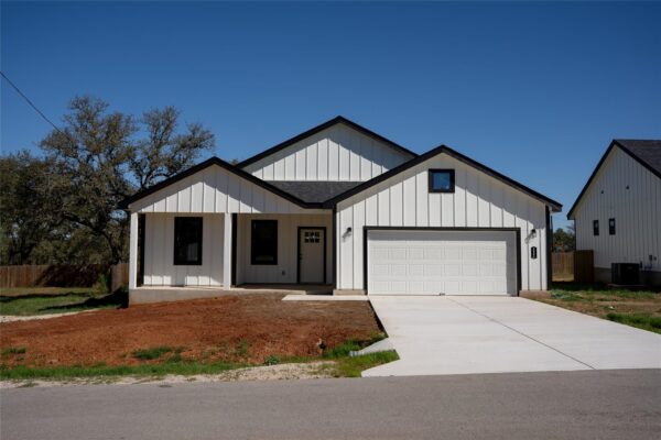 111 Autumn Sage Trl, Johnson City