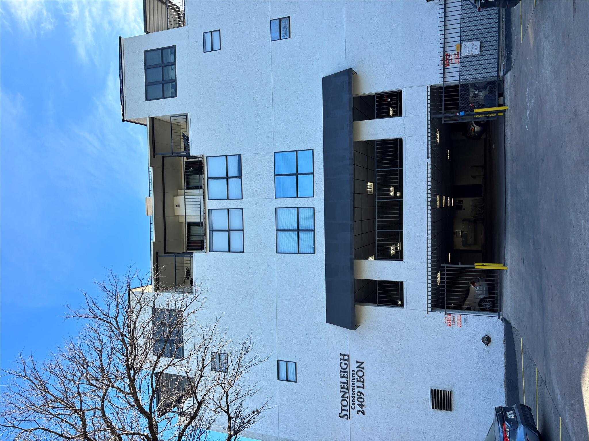 2409 Leon St #108, Austin, TX 78705