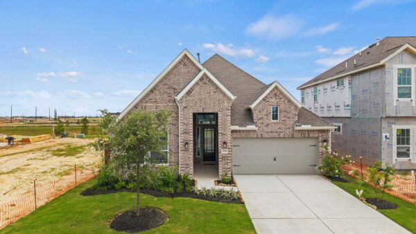 17616 Rolling Dr, Manor