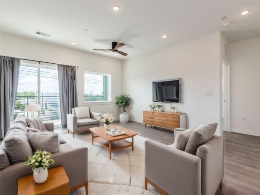 4802 S Congress Ave #310, Austin