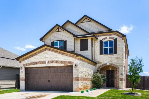 19201 James Carter Jr St, Manor