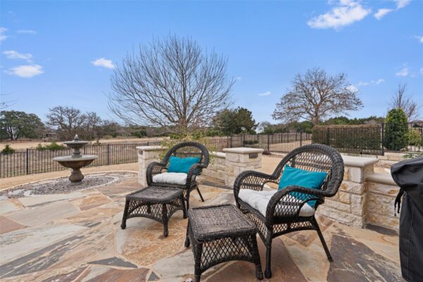 111 McKittrick Ridge Rd, Georgetown
