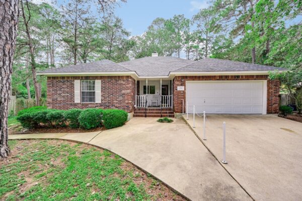 274 Akaloa Dr, Bastrop