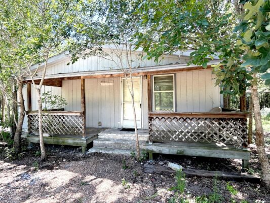 223 Foothill Rd, Bastrop