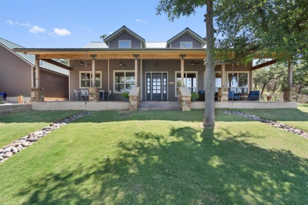 103 Hessie Ave, Burnet