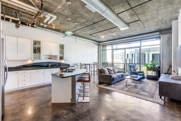 311 W 5th St #704, Austin