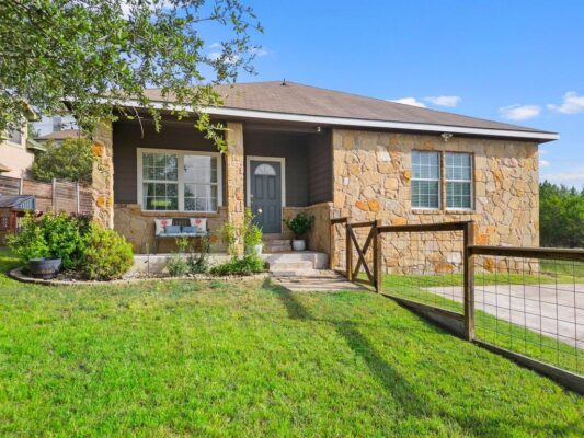 10604 Lake Beach Dr, Dripping Springs