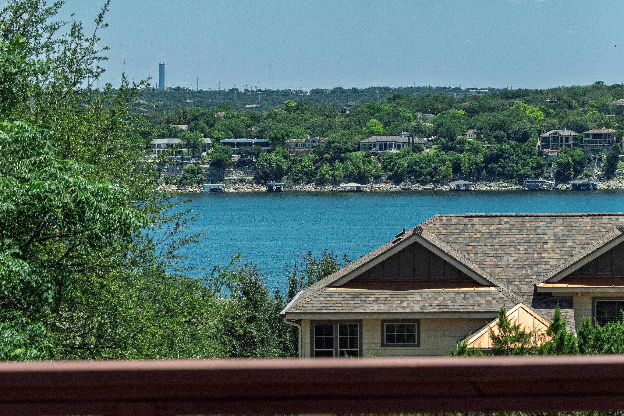 330 Southwind Rd, Point Venture, TX 78645
