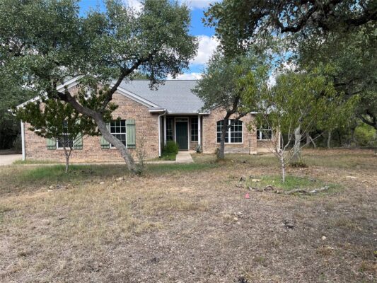 205 Homestead Rd, Kyle