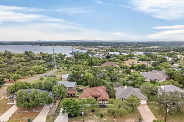 212 Knights Row Row, Cottonwood Shores