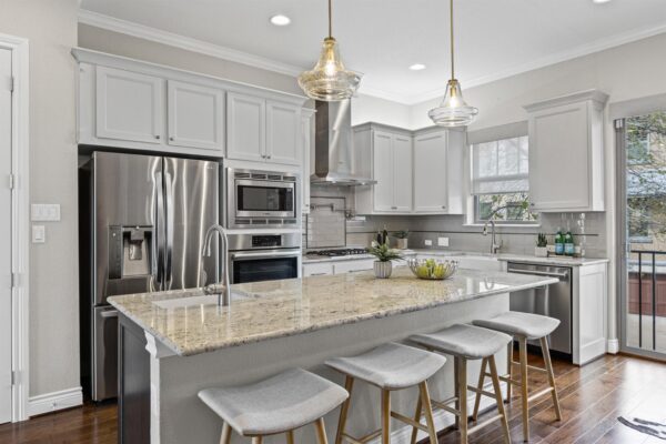 1112 Highknoll Ln, Georgetown