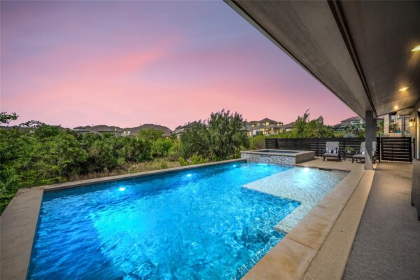 606 Bonfisk Bnd, Austin
