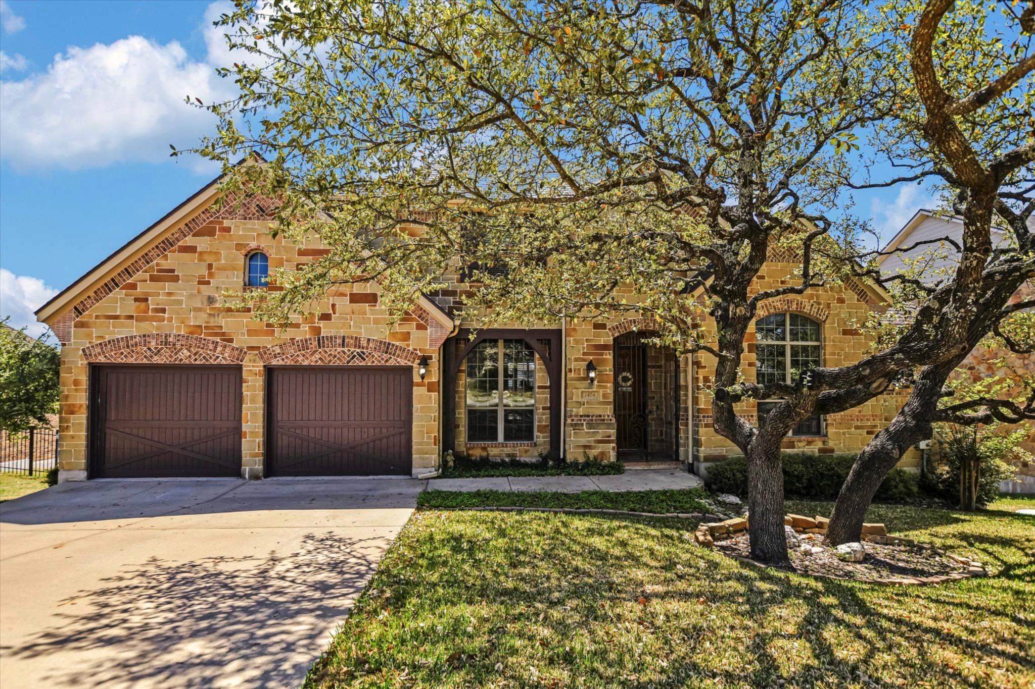 2404 First View None, Leander
