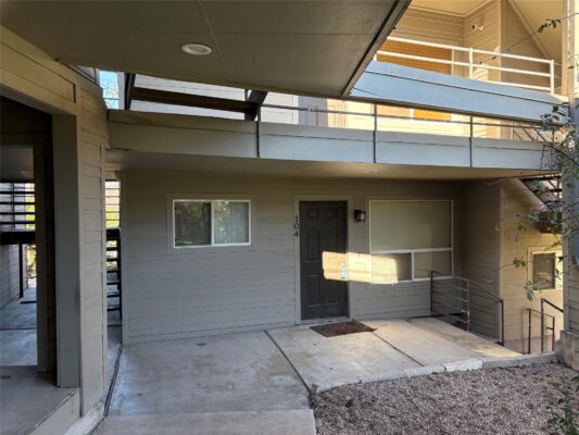 1514 Parker Ln #104, Austin
