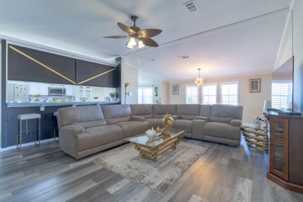 546 Texas Oak Dr, Cedar Creek