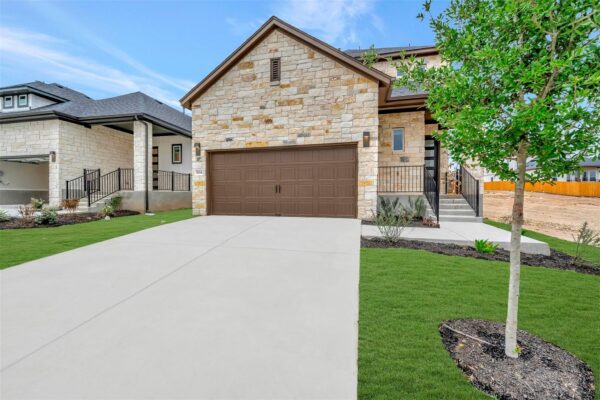 564 Darley Oak Dr, Dripping Springs