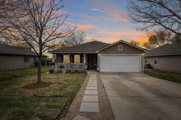 2100 Oaklawn Dr, Taylor