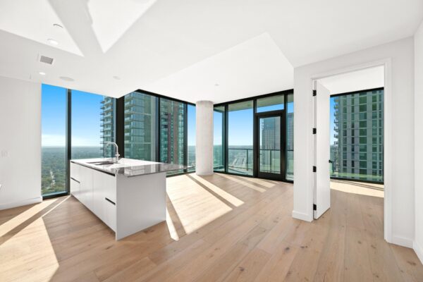 610 Davis St #3002, Austin