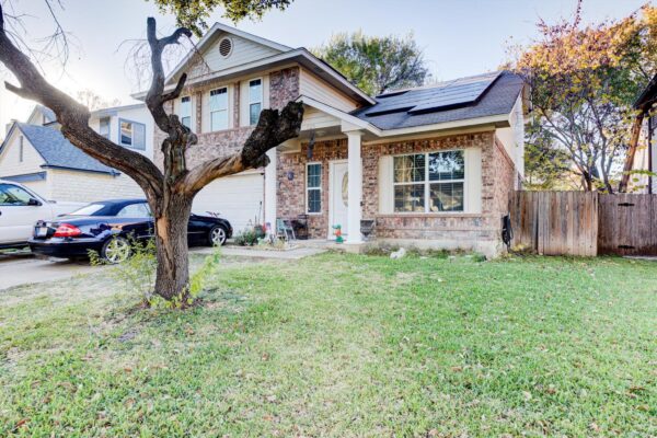 523 Tanner Trl, Pflugerville