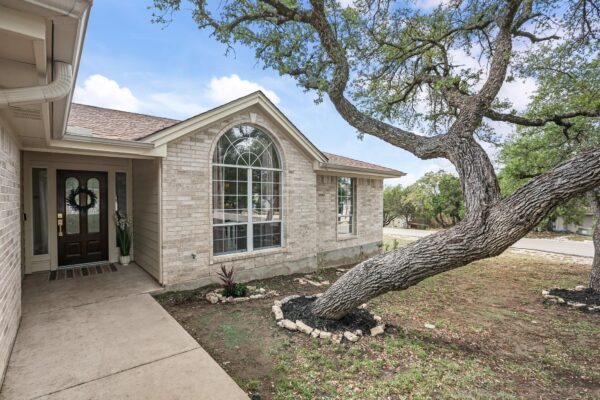21105 Newport Cv, Lago Vista