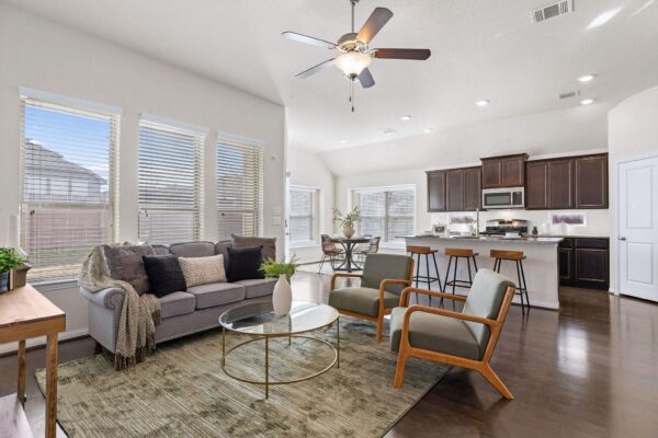 3307 Lauren Nicole Ln, Round Rock