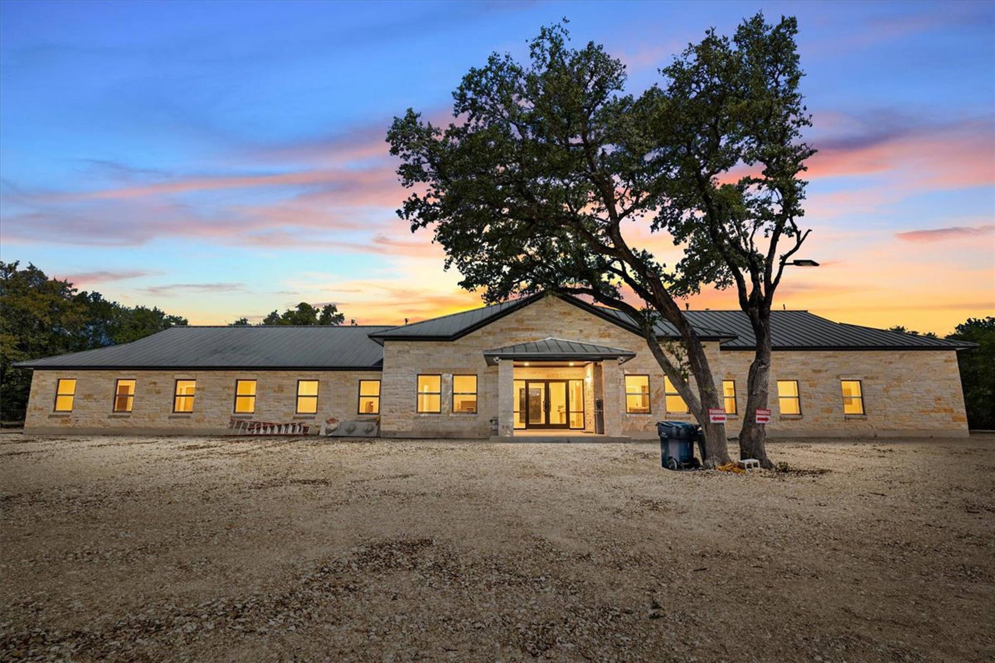 375 King Rea Spur, Georgetown, TX 78633