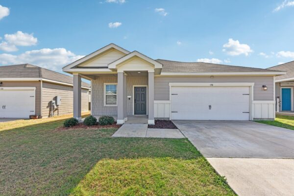 170 Satsuma Ln, Kyle