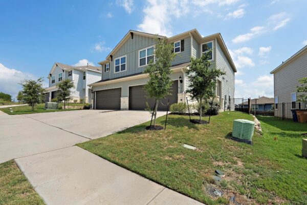 15216B Sweet Mimosa Dr, Del Valle