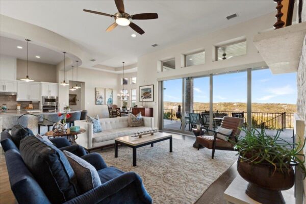 17825 Windecker Cv, Dripping Springs