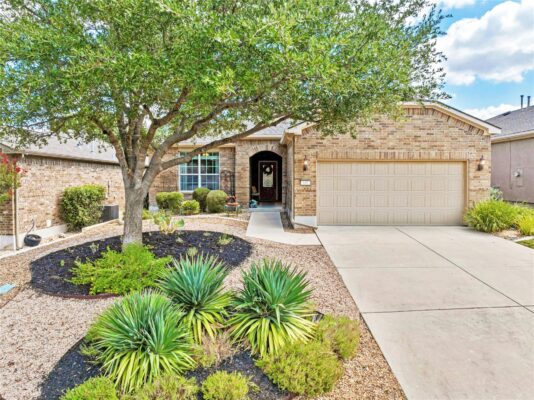 102 Trinity Ln, Georgetown