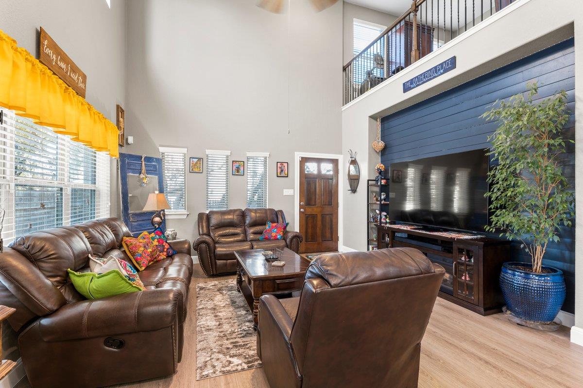 2304 S Lakeline Blvd #401, Cedar Park