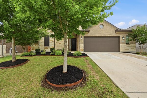154 Ashleaf Dr, Buda