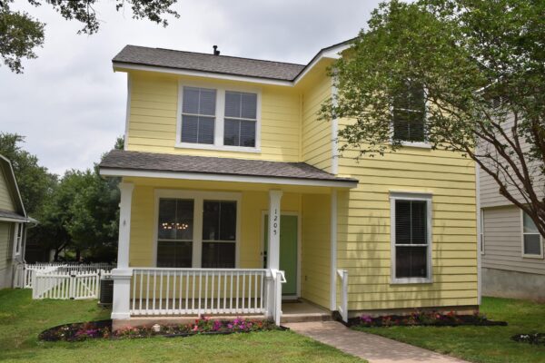1205 Rawhide Trl, Cedar Park