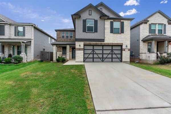 720 Bailey Park Dr, Jarrell