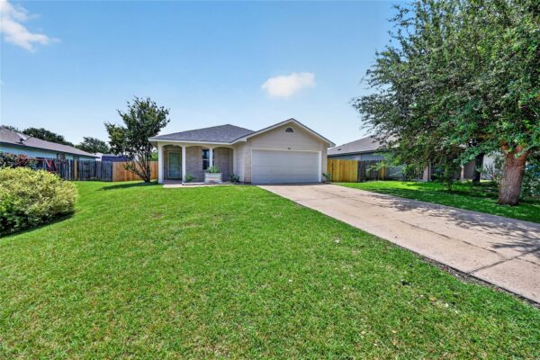 612 Losoya Ct, Hutto