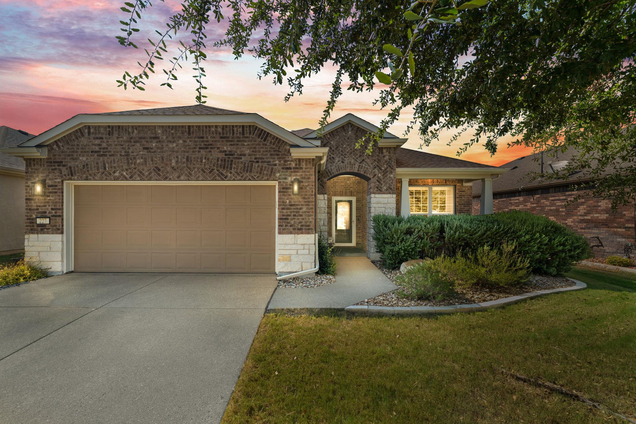 227 Tradinghouse Creek St, Georgetown, TX 78633