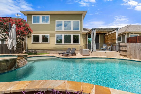 729 Clear Stream Xing, Austin