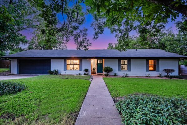 1006 Hollybluff St, Austin