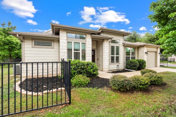 9805 McKnight Loop #38, Austin