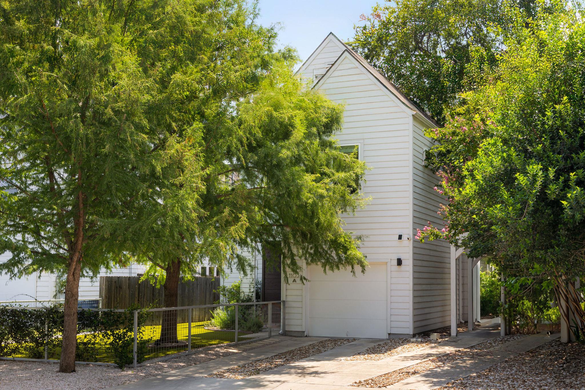 1103 1/2 Fiesta St #A, Austin, TX 78702