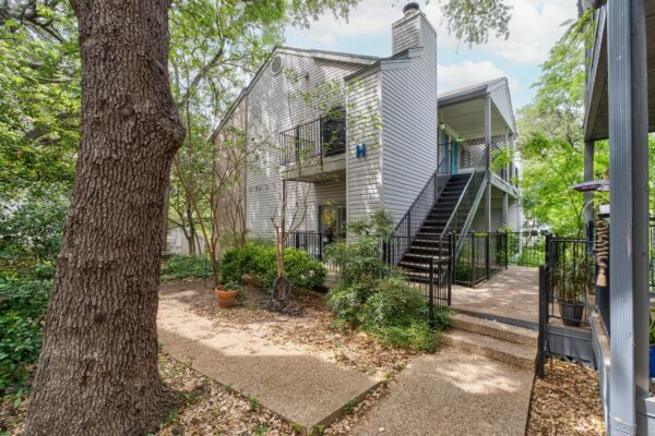 802 S 1st St #115, Austin